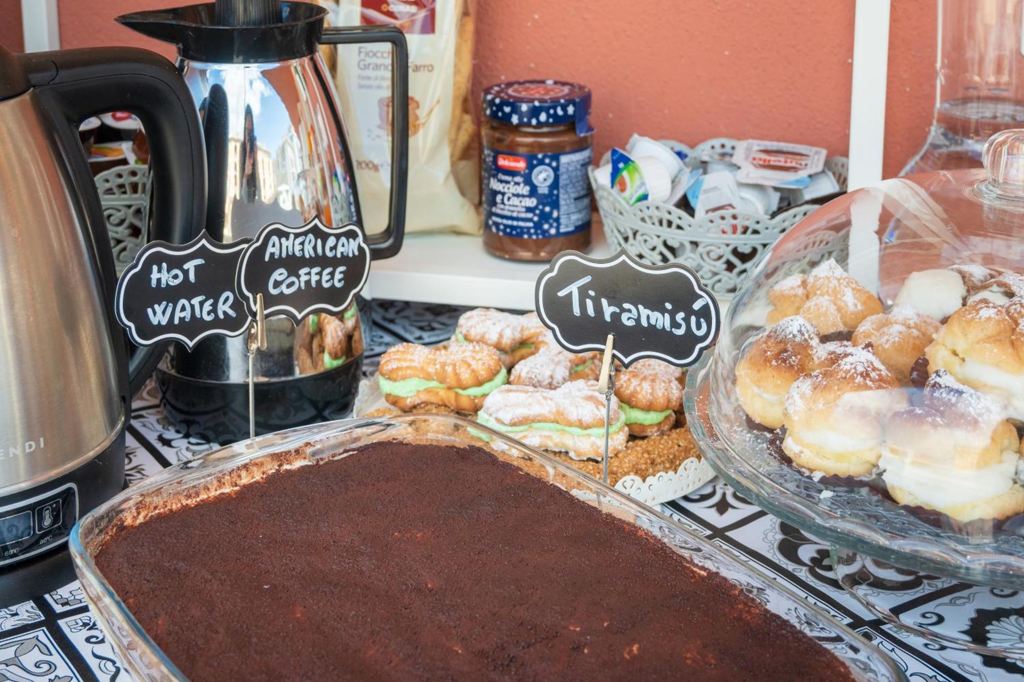 Ciccio Rooms And Breakfast - Self Check-In Palermo Exteriér fotografie